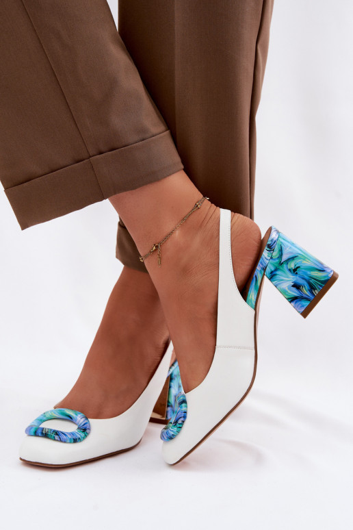 Oda Moteriškos aukštakulnės basutės su sagtimis D&A LZ61-2010 baltos spalvos