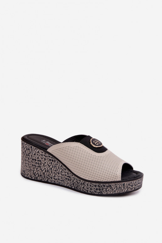 Odinės šlepetės su platforma su ornamentais S.Barski LR61-7011 smėlio spalvos