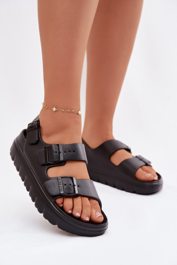 Lengvos šlepetės Moteriškos basutės su platforma Big Star TT274A031 juodos spalvos