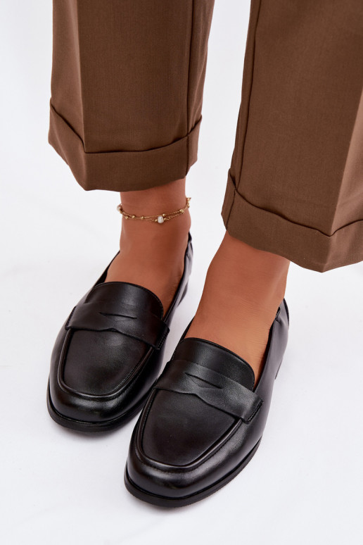 MokasinaisuĮjungtaturalnej Skóry Vinceza 18121 juodos spalvos