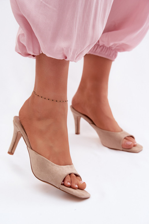 Moteriškos šlepetės Įjungta Smukłym Obcasie smėlio spalvos Revina