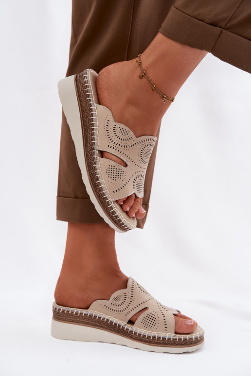 Odinės šlepetės Moteriškas su platforma S.Barski GR61-5915 smėlio spalvos