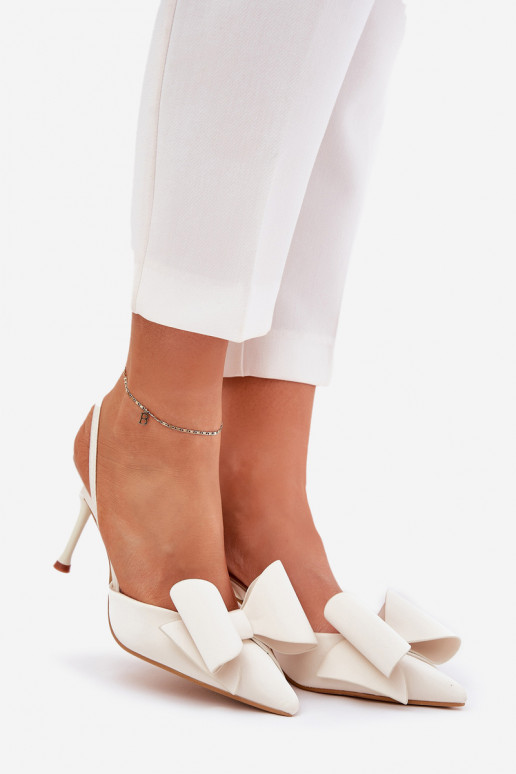 aukštakulniai bateliaisuOdkrytymi Piętami I Kokardką dramblio kaulo spalvos Eklevia