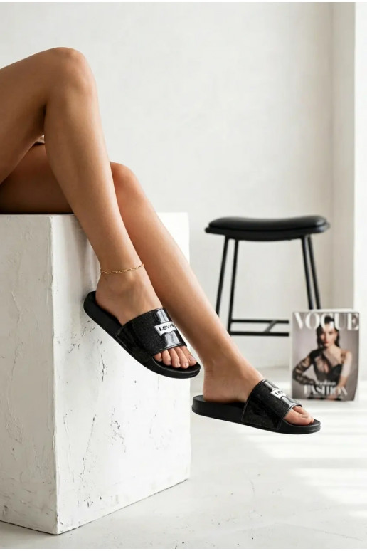 Jaunimo šlepetės LEVI'S VPOL0251S-2693 juodos spalvos su blizgesiu