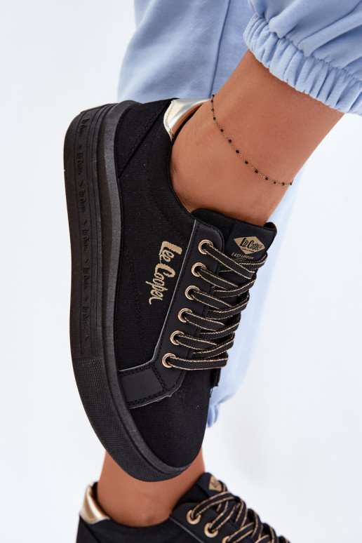 Laisvalaikio bateliai su platforma Lee Cooper LCIN-26-44-4476 juodos spalvos