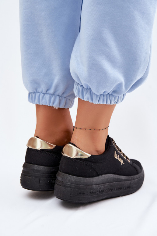 Laisvalaikio bateliai su platforma Lee Cooper LCIN-26-44-4476 juodos spalvos