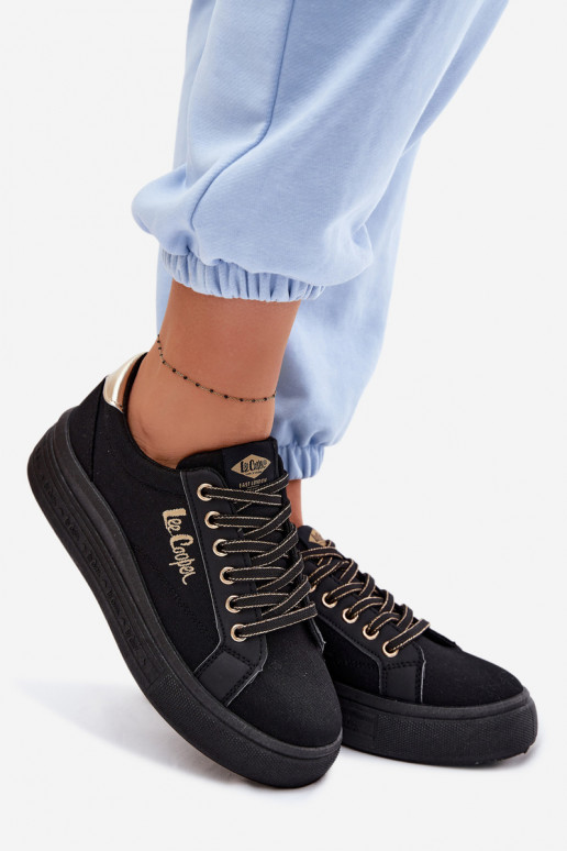 Laisvalaikio bateliai su platforma Lee Cooper LCIN-26-44-4476 juodos spalvos