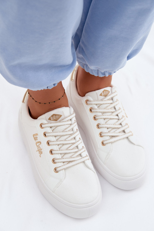 Laisvalaikio bateliai su platforma Lee Cooper LCIN-26-44-4478 baltos spalvos