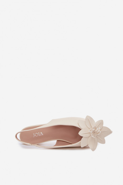 Moteriškos basutės su plačiais kulniukaissuDekoracyjnym Gėlė dramblio kaulo spalvos Telivette