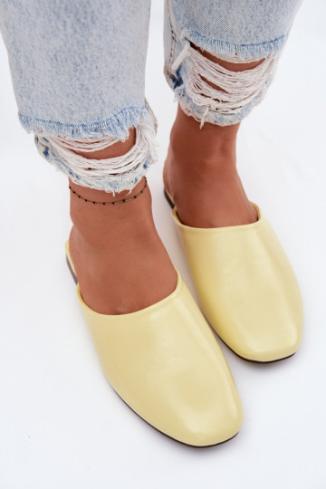 Moteriškos geltonos spalvos lygiapadžiai šlepetės iš dirbtinės odos Romelle