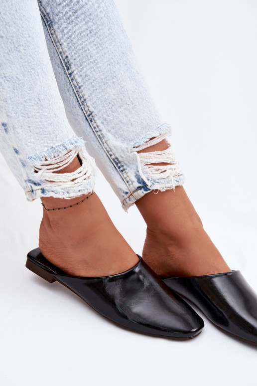 Moteriškos šlepetės MulesuImitacji Skóry lygiapadžiai juodos spalvos Romelle