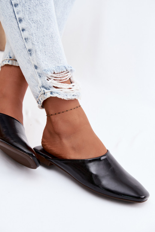 Moteriškos šlepetės MulesuImitacji Skóry lygiapadžiai juodos spalvos Romelle