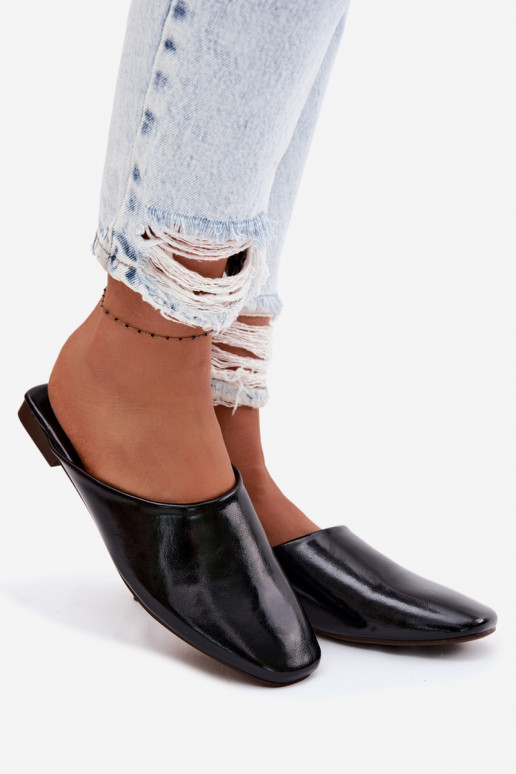 Moteriškos šlepetės MulesuImitacji Skóry lygiapadžiai juodos spalvos Romelle