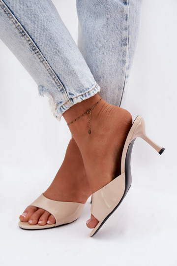 su lako efektu ŠlepetėssuImitacji Skóry su plonais kulniukais smėlio spalvos Melissea 2