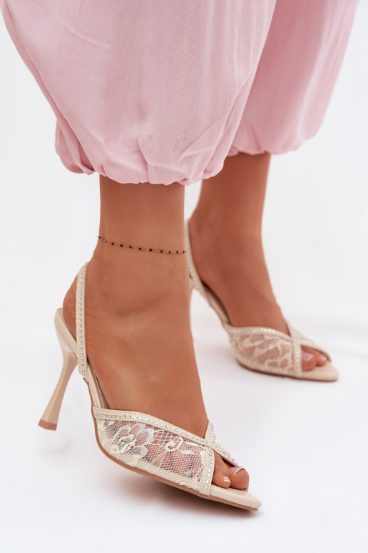 Moteriškos basutės su plonais kulniukais su nėriniais I Zdobieniem smėlio spalvos Melivelle