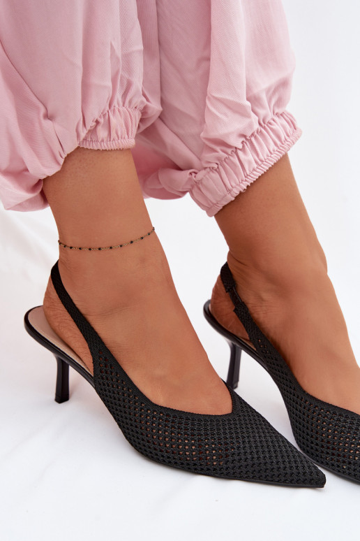 Moteriškos basutėssuTinklelisgo Medžiagau su plonais kulniukais juodos spalvos Emiliana