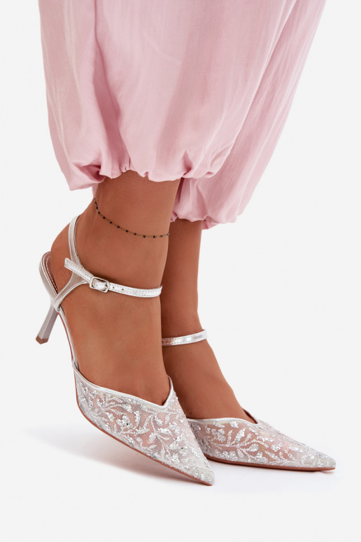 Tinklelis Moteriškos basutės su plonais kulniukaissusu blizgesiuującym Zdobieniem sidabro spalvos Laria