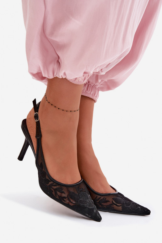 su nėrinių motyvais Tinklelis basutės su plonais kulniukais juodos spalvos Tai turivia