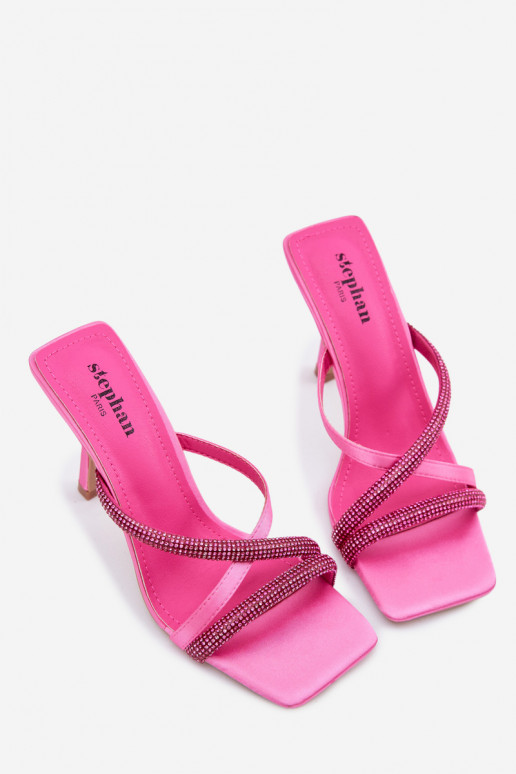 Moteriškos šlepetės su plonais kulniukais Juostelės su tviskančiomis akutėmis rožinės spalvos Karima