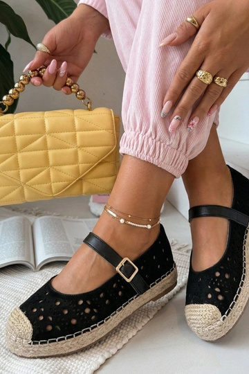 Juodos ažūrinės espadrilės ant platformos Paulette