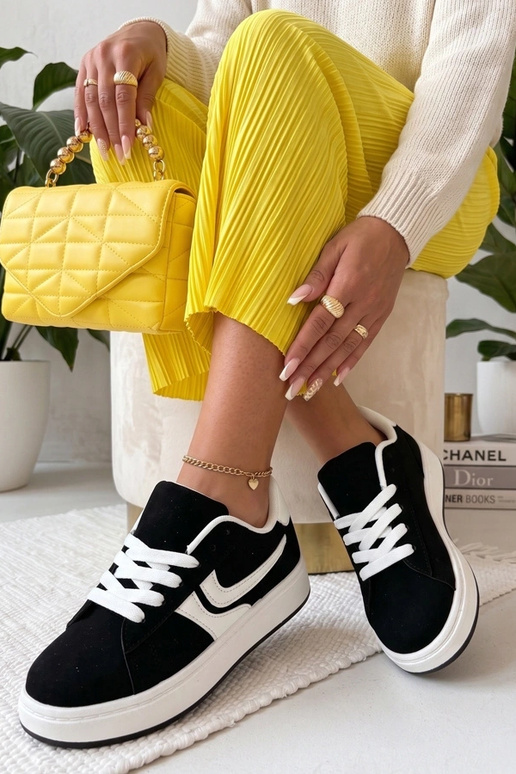 Juodi sportbačiai su platforma...