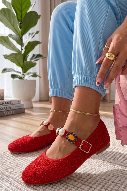 Raudoni balerinos su dekoratyviniu...