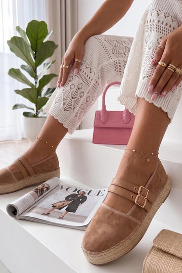 Smėlio spalvos espadrilės... 2