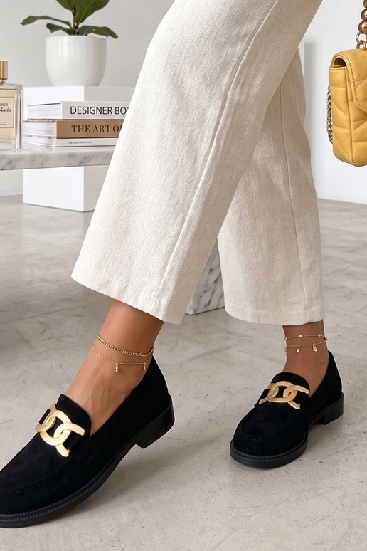 Juodi mokasinai su dekoratyvia...