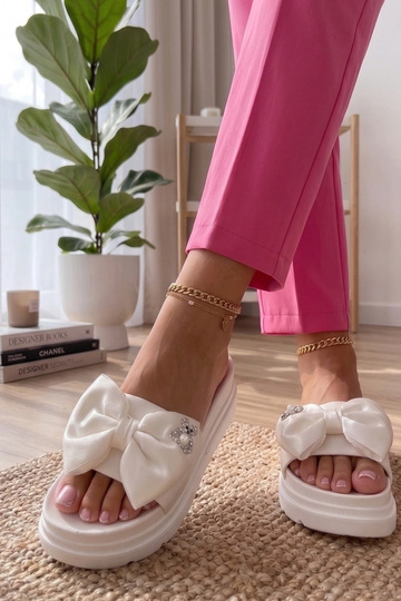 Białe Klapki Na Platformie... 2