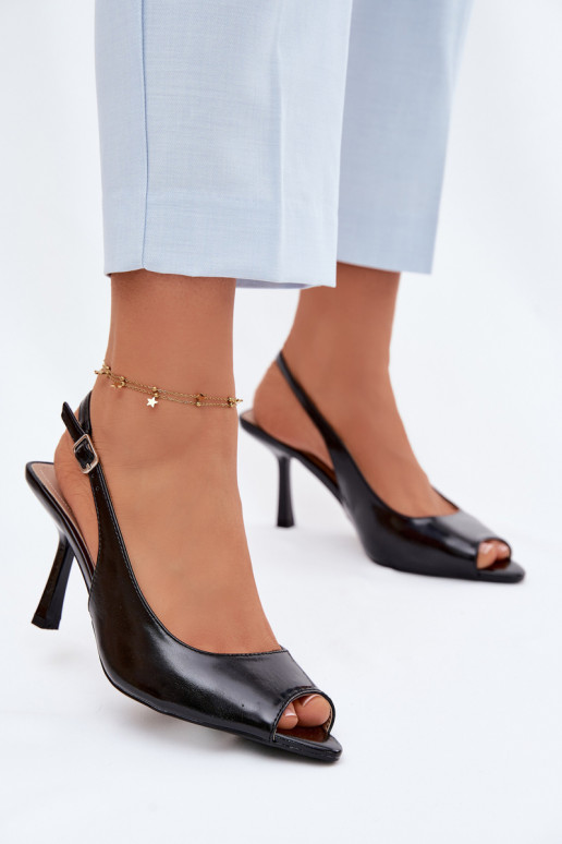 Moteriškos basutės su plonais kulniukais juodos spalvos Sevina