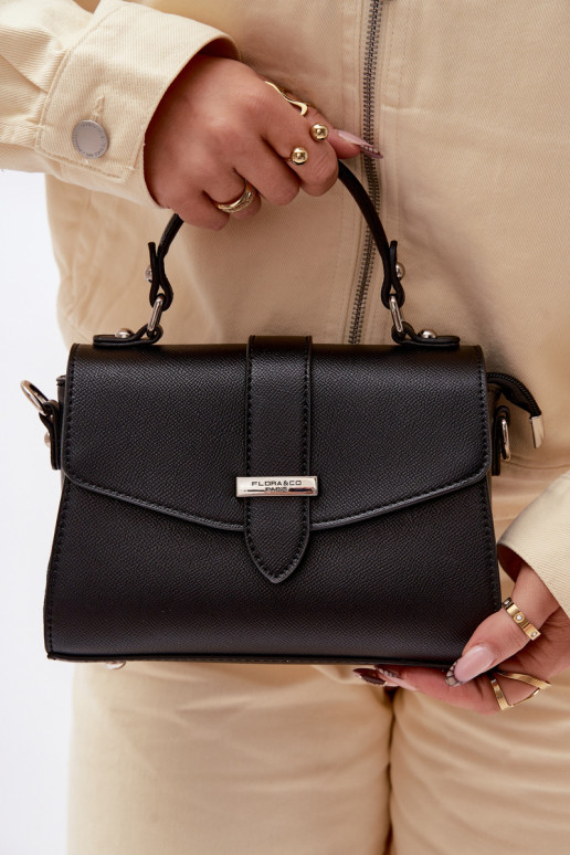 Rankinė Paštininkė su dekoratyvinėmis juostelėmis juoda Belveta