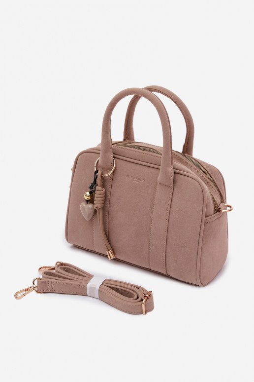 Rankinė Typu Bagažinė iš eko zomšosoĮasuBrelokiem dramblio kaulo spalvos Sorielle