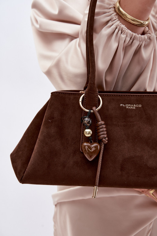 iš eko zomšosoĮa RankinėsuBrelokiem CzekoladoĮa Nelina