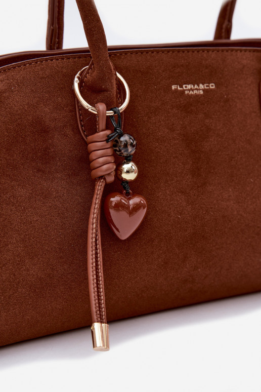 RankinėsuBrelokiem I su sagtimismi iš eko zomšosoĮa rudos spalvos Violette