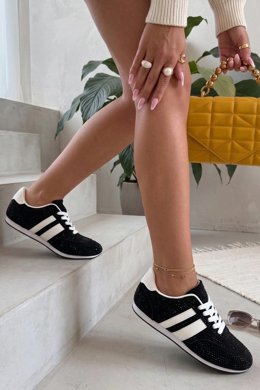 Juodi sportbačiai su cirkoniais Sybilla