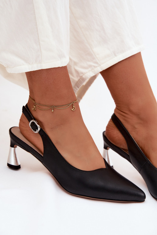 Moteriškos basutės Moteriškas su kulniukais Vinceza 66922 juodos spalvos