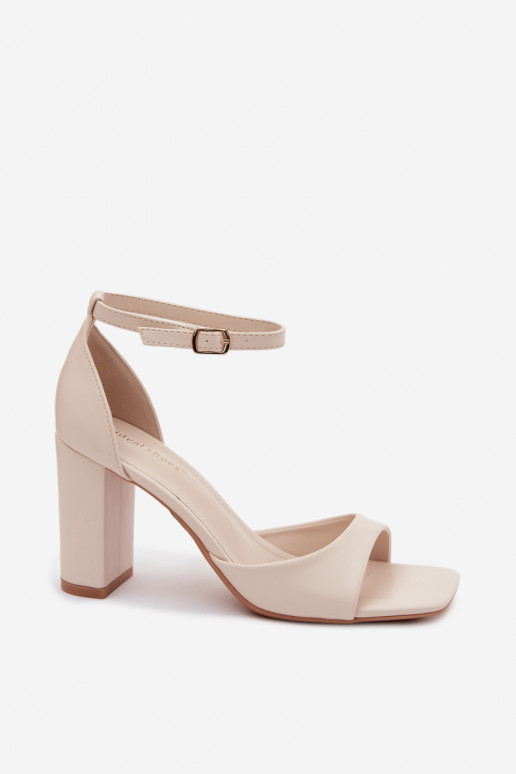 Moteriškos aukštakulnės basutėssuImitacji Skóry dramblio kaulo spalvos Melvra