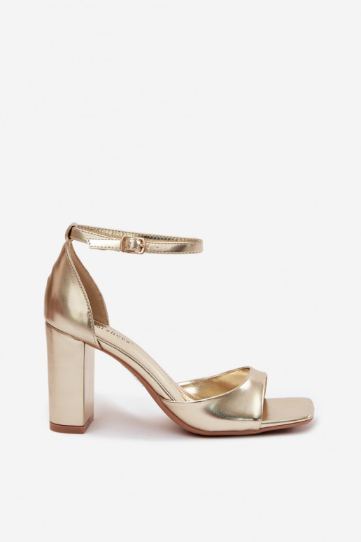 Moteriškos aukštakulnės basutėssuImitacji Skóry aukso spalvos Melvra