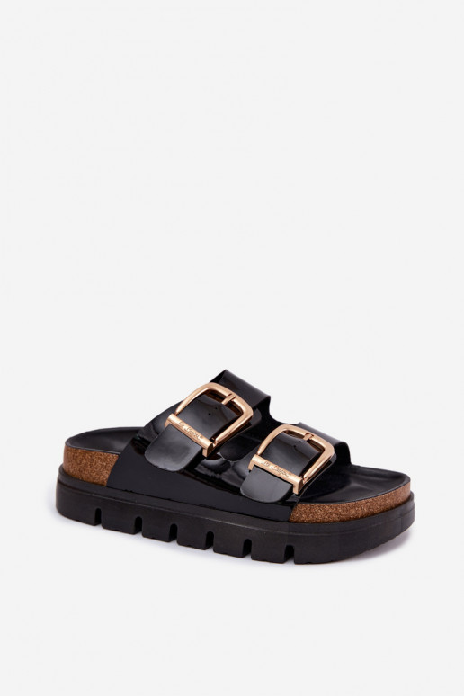 Aukso spalvos moteriškos lakuotos šlepetės ant platformos su sagtimis Lee Cooper LCIN-26-35-4459L