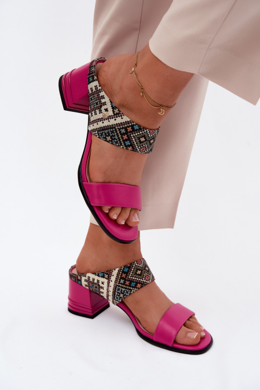 Oda Raštuotas Moteriškos šlepetės su kulniukais Tai turiciejka K7522-15 rožinės spalvos