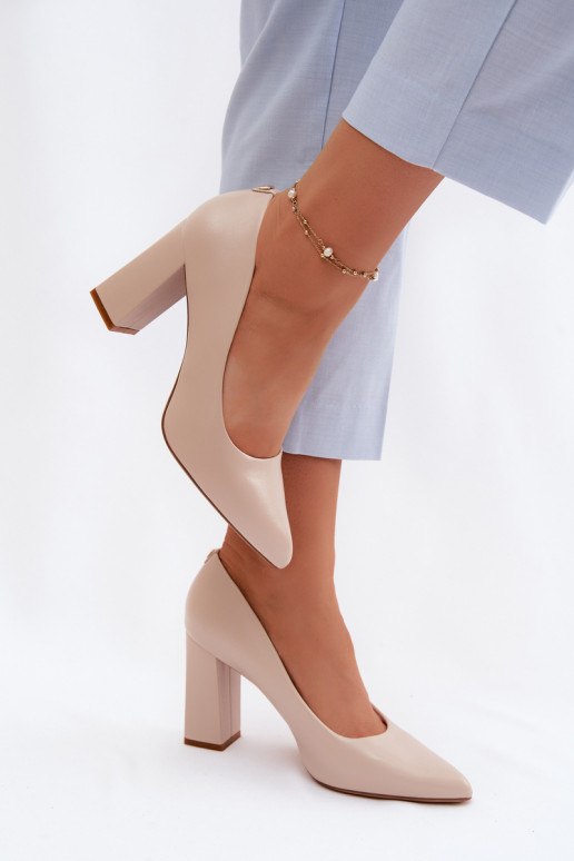 Bateliai su kulniukais iš dirbtinės odos Sergio Leone PB216 dramblio kaulo spalvos