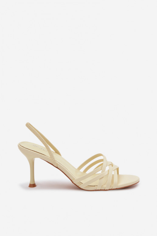 Moteriškos basutės su plonais kulniukais su juostelėmis geltonos spalvos Velivelle