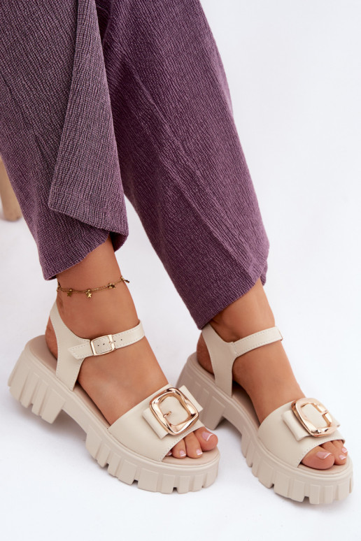 Moteriškos basutės Moteriškas su platforma su sagtimis Vinceza 79611 smėlio spalvos