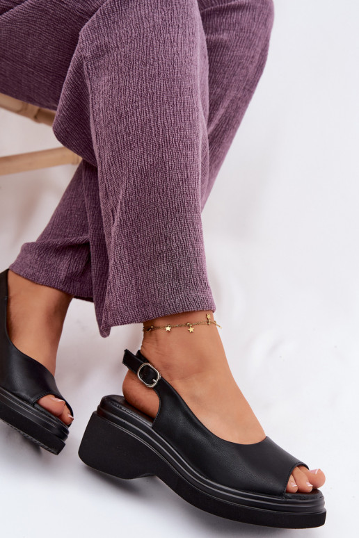 Oda Platforminės basutės Vinceza 66936 juodos spalvos