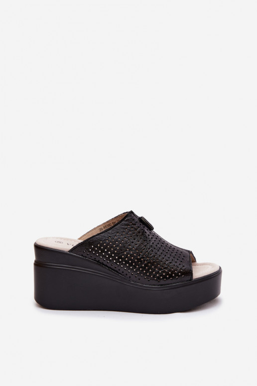 Moteriškos šlepetėssuĮjungtaturalnej Skóry su platforma Vinceza 95392 juodos spalvos