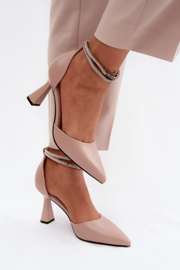 Bateliai su kulniukaissuBłyszczącym Juostelėsem Vinceza 62283 smėlio spalvos