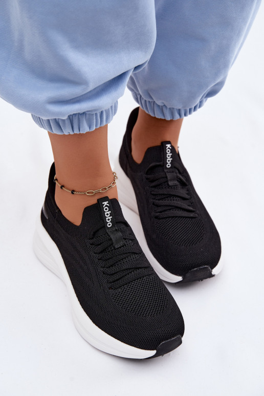  sportiniai bateliai Sneakers modelio batai Moteriškas Įsispiriamo modelio Kobbo 102425 juodos spalvos