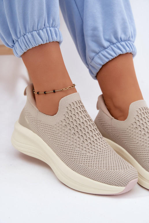 Įsispiriamo modelio Sneakers modelio batai Moteriškas  Kobbo 102424 smėlio spalvos