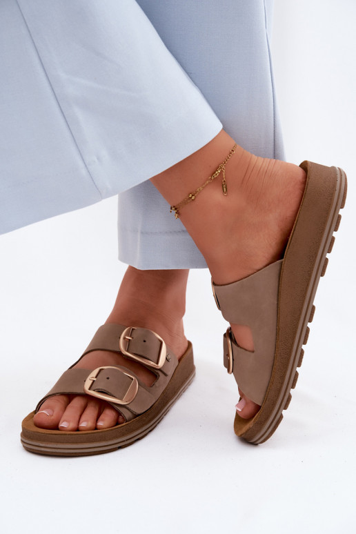 Odinės šlepetės su sagtimis Tai turiciejka P7537-04 smėlio spalvos