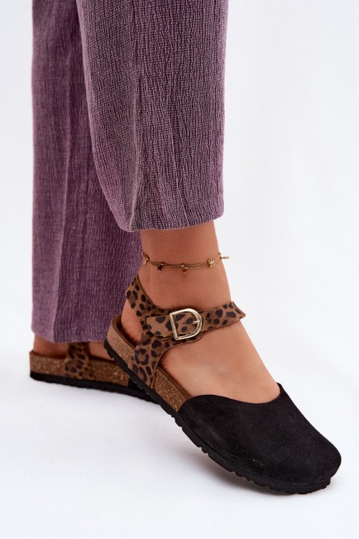 Oda Moteriškos zomšinės basutėssuZakrytymi Palcami Tai turiciejka H7365-01 juodos spalvos